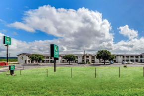Quality Inn & Suites Junction